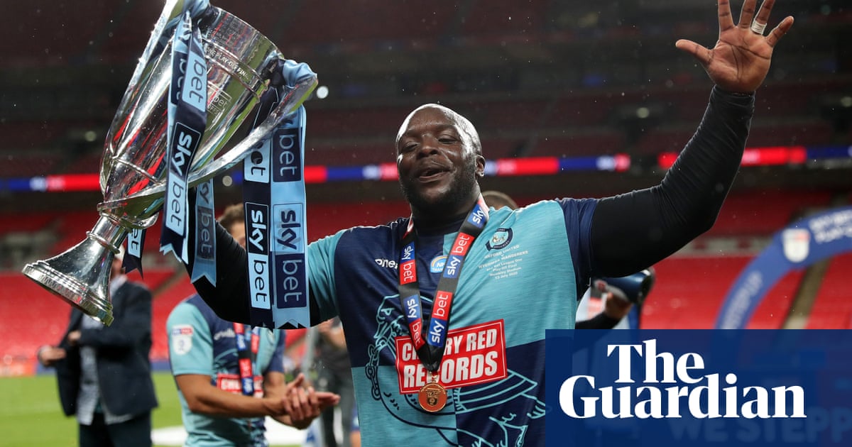 Wycombes Adebayo Akinfenwa invited to Liverpool title parade by Klopp