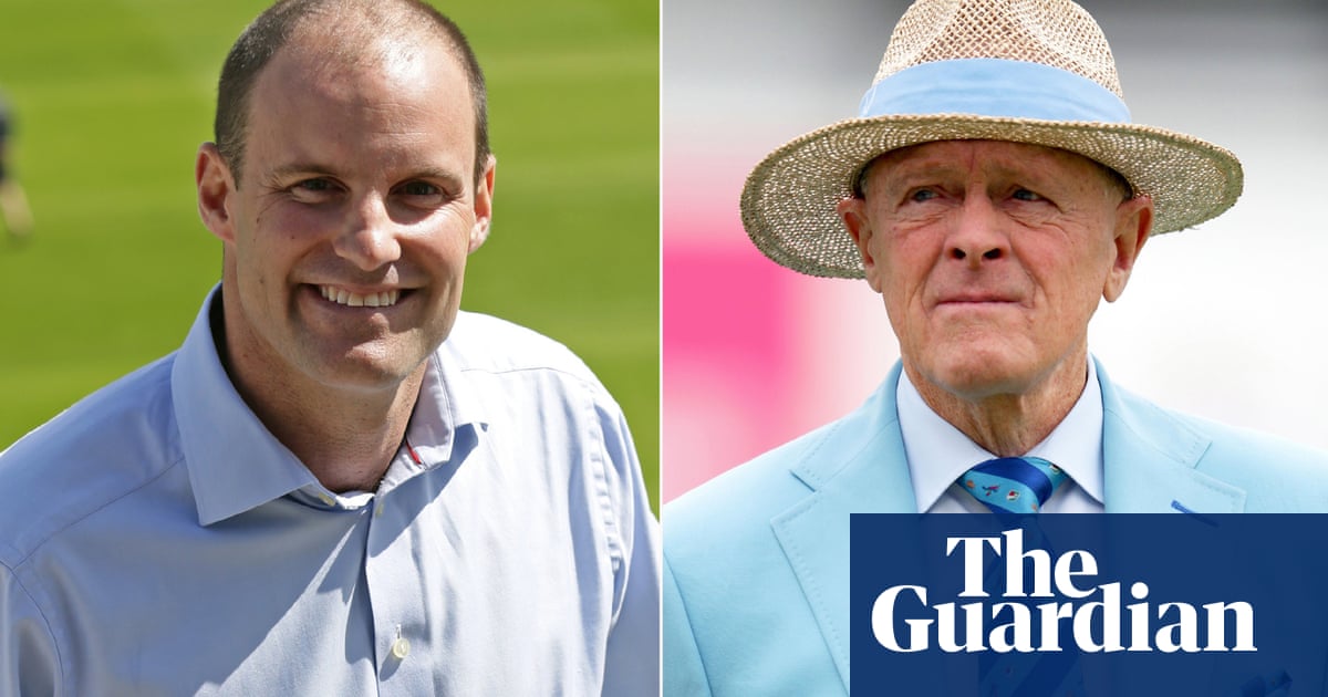 Cricketers Boycott and Strauss knighted in Mays resignation honours