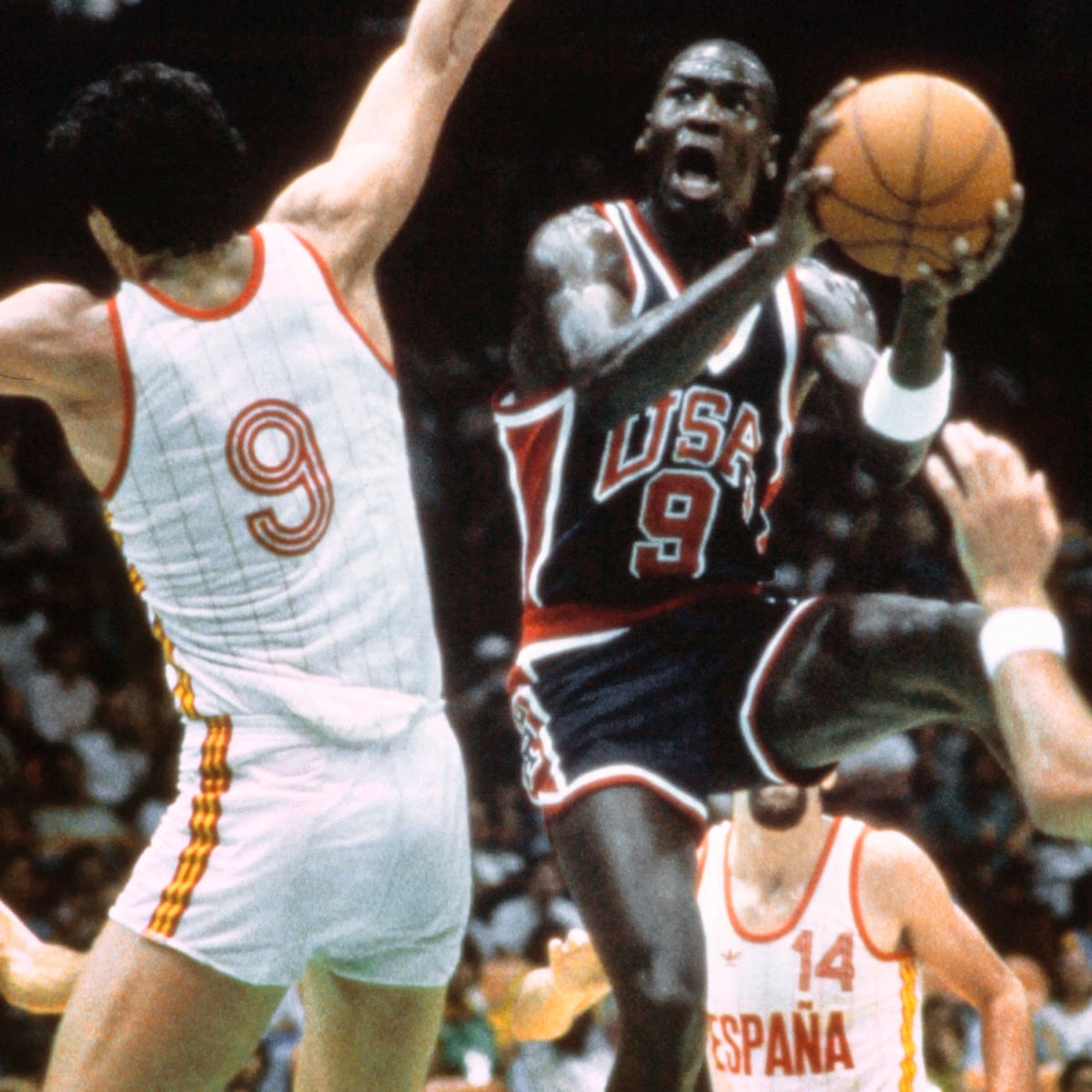 Jordan wearing converse Clearance