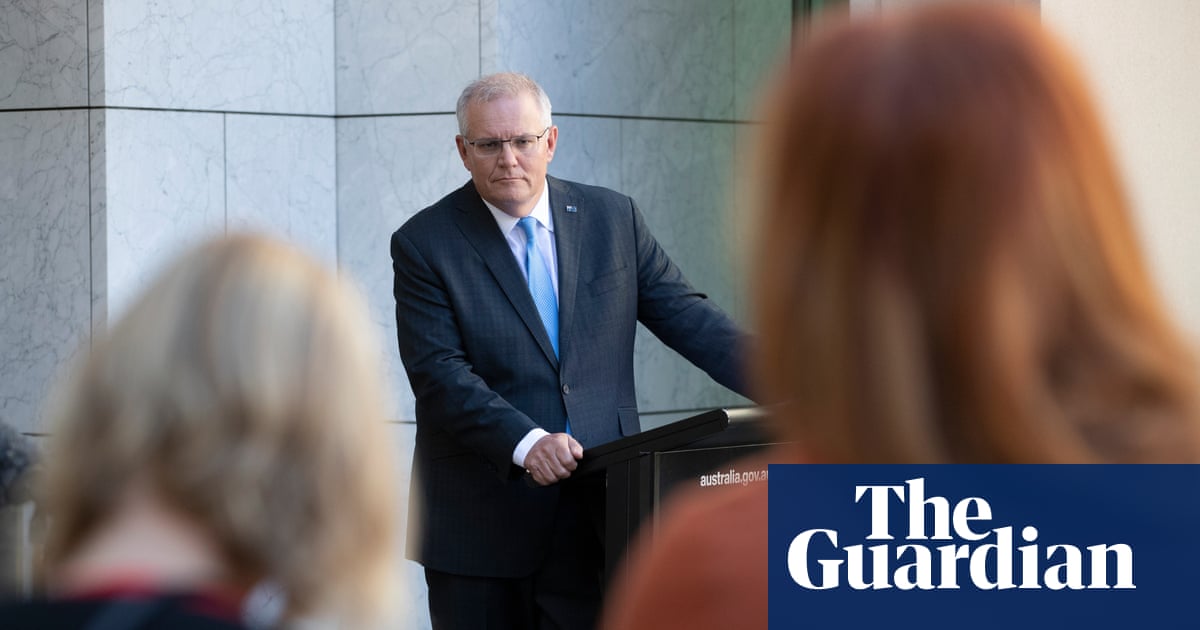 Essential poll: Morrison’s approval takes a hit from female voters while remaining unchanged with men
