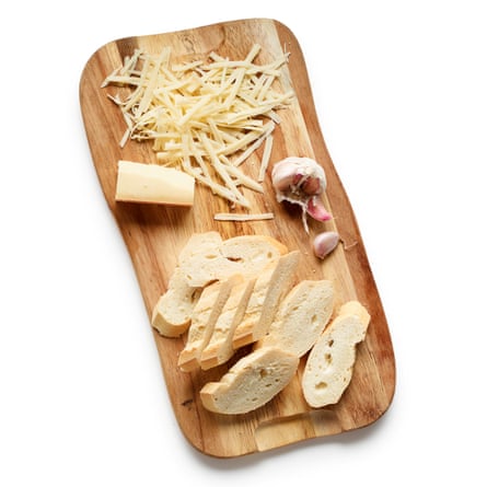 Felicity Cloake’s french onion soup 05