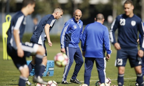 Kevin Muscat during Melbourne Victory training