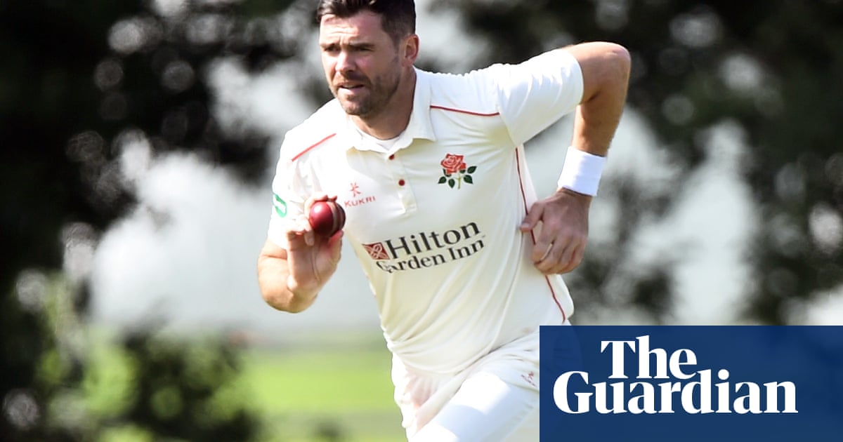 England’s Jimmy Anderson takes two wickets in Ashes comeback bid