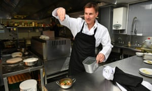 Jeremy Hunt visits a restaurant in Birmingham on his leadership campaign 3500.jpg?width=300&quality=85&auto=forma