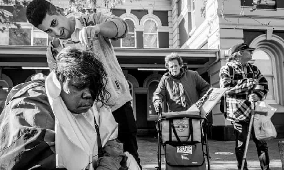 Meet Floki, the street barber of Perth: ‘It’s not just about the haircut’ ‘The haircut helps make the connection even stronger,’ says Bouazar