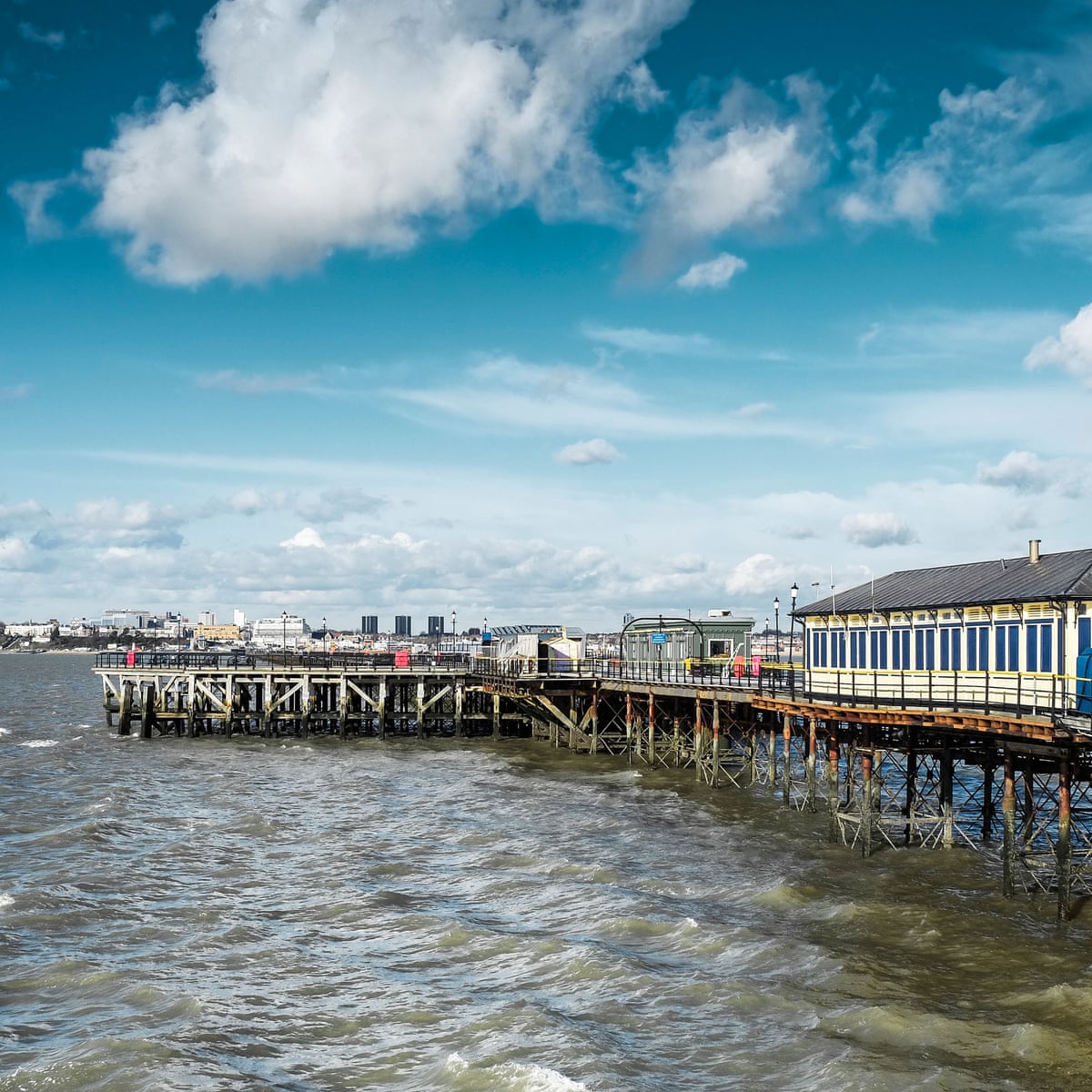 Estuary By Rachel Lichtenstein Review Edgy Pride And Muddy Beauty History Books The Guardian