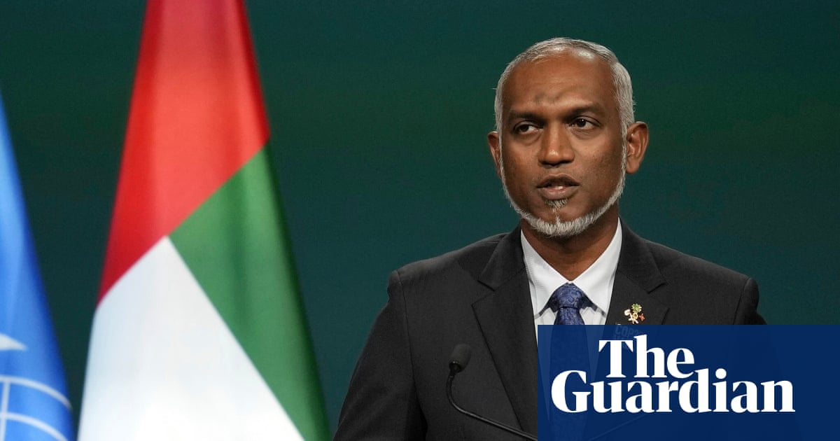 Малдивският пратеник е призован и полетите са спрени след обиди