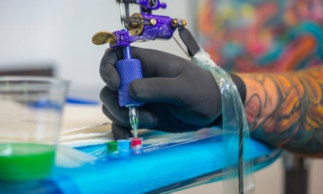 Tattoo ink contaminants can end up in lymph nodes, study finds, Tattoos