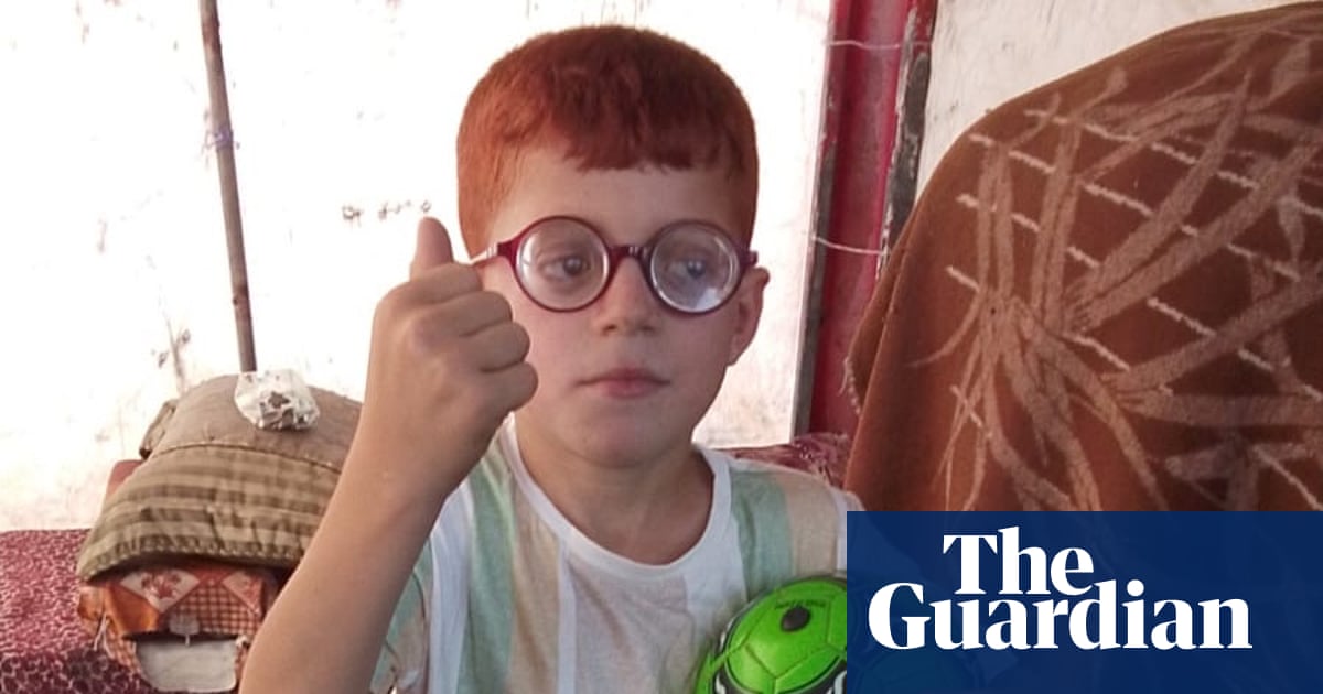 Video of visually impaired Palestinian boy crying over broken glasses draws global attention