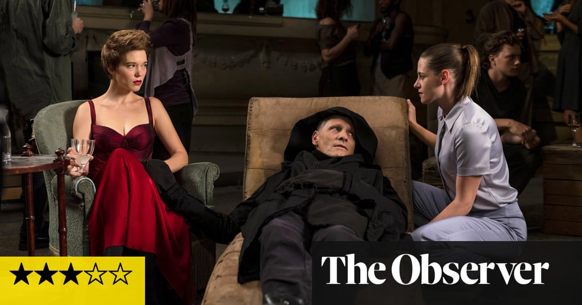 Crimes of the Future review – Cronenberg’s slightly creaky tribute​ ​to his own past