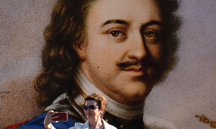 compare and contrast peter the great and catherine the great