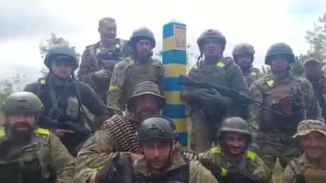 Ukraine says footage shows soldiers in Kharkiv region at Russian border – video