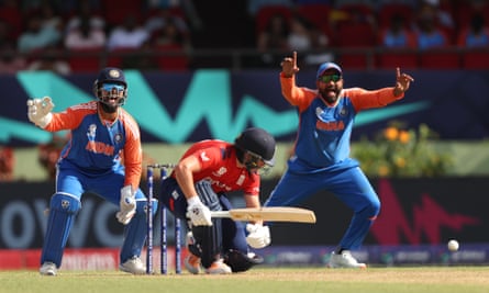 Sam Curran is trapped lbw by Kuldeep Yadav.
