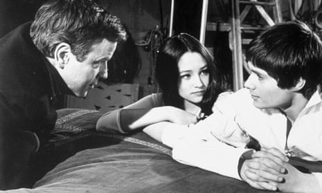 Franco Zeffirelli directing Olivia Hussey and Leonard Whiting in his film version of Romeo and Juliet.