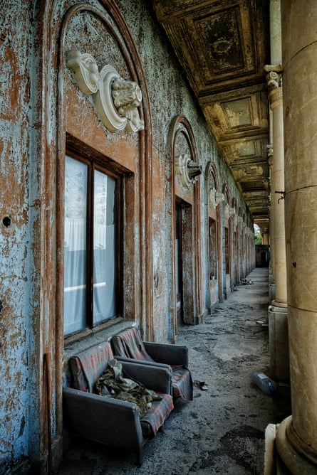 An elegant crumbling building