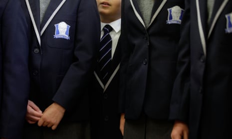 london school uniform