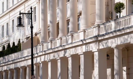 Luxury properties in Eton Square in London