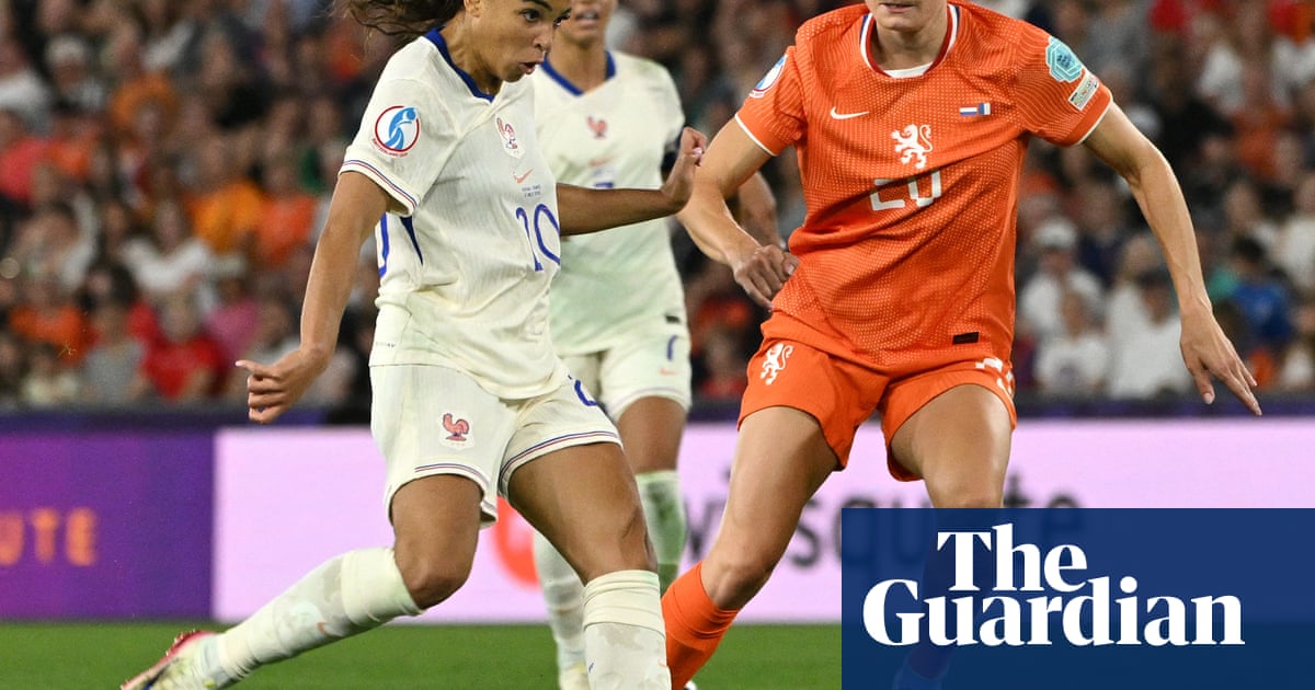 Delphine Cascarino's quick double takes France top and denies Netherlands