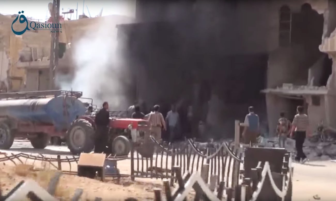 Dair al-Asafeer (Damasco) dopo un bombardamento russo.