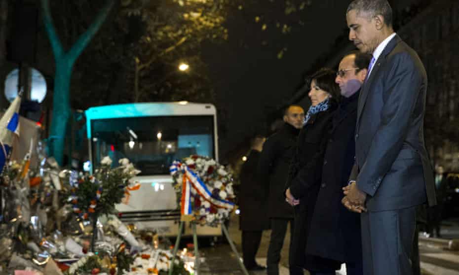 President Obama and Francois Hollande pay their respects to the victims of the Paris attacks