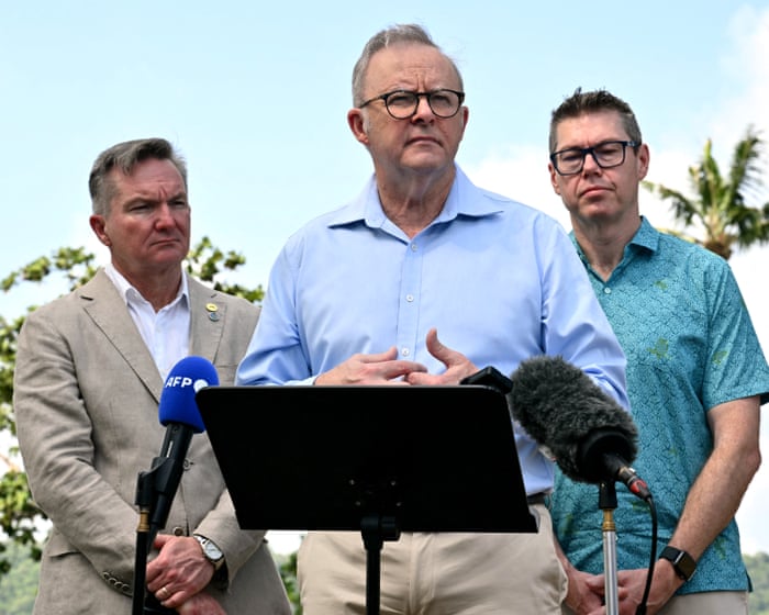 Australia news live: PM shuts down questions of China ‘bullying’ on eve of Pacific forum; Sydney police locate parents of toddler found wandering street at 2am