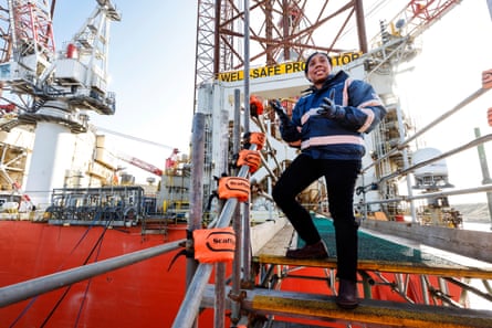 Kemi Badenoch visits the Well-Safe Protector Oil Rig at Aberdeen’s South Harbour.