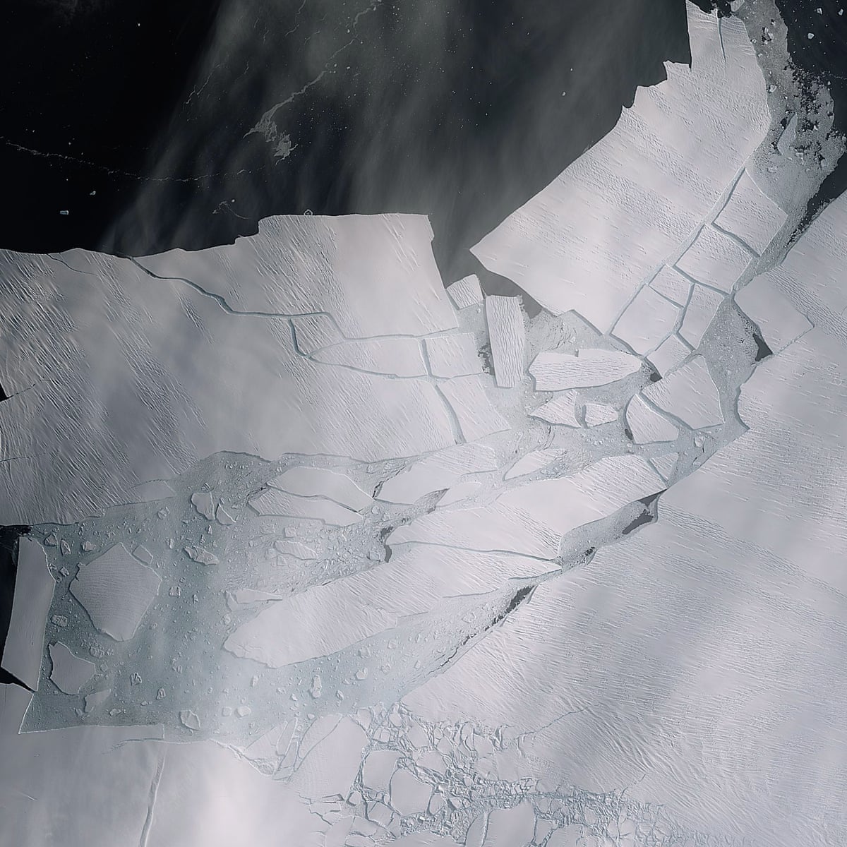 Newly Discovered 1500 BC Map Suggests Ice-Free Antarctica — Scholars Examine the Evidence