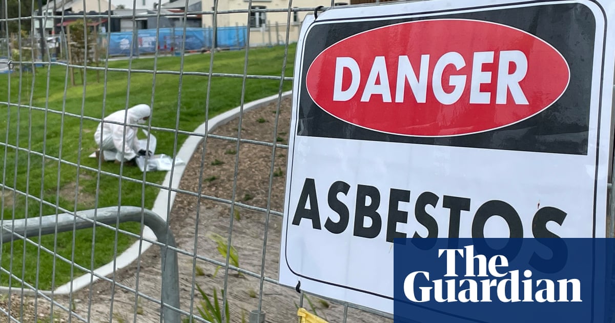 Asbestos found in mulch at new sites across Sydney following earlier Rozelle parklands discovery | Sydney