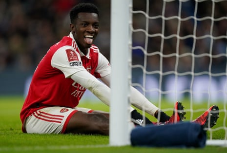 Eddie Nketiah is so close to an equaliser for Arsenal.