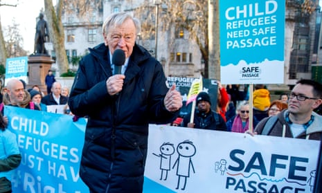 Lord Dubs speaks at a protest to demand protection for the rights of refugee children in London in January 2020