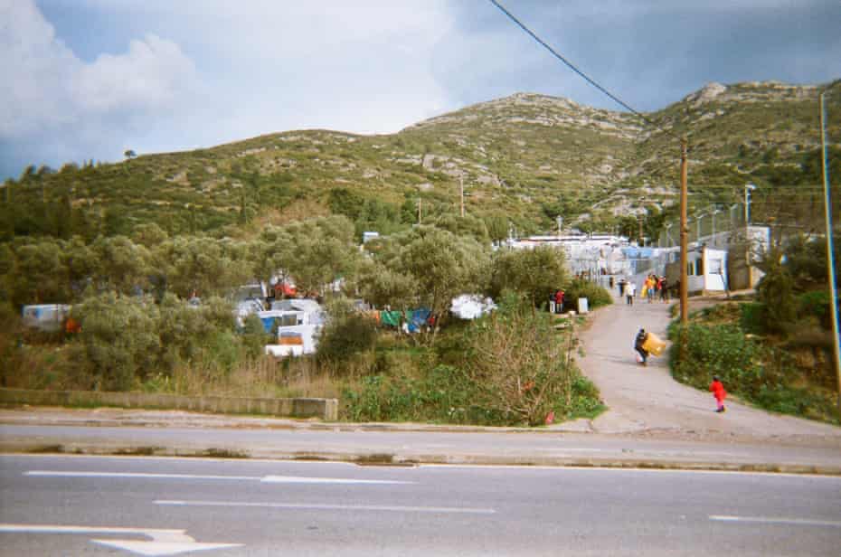 Daily life of asylum seekers in Samos