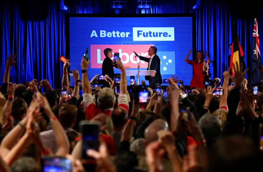 Anthony Albanese addresses supporters after Scott Morrison concedes defeat.