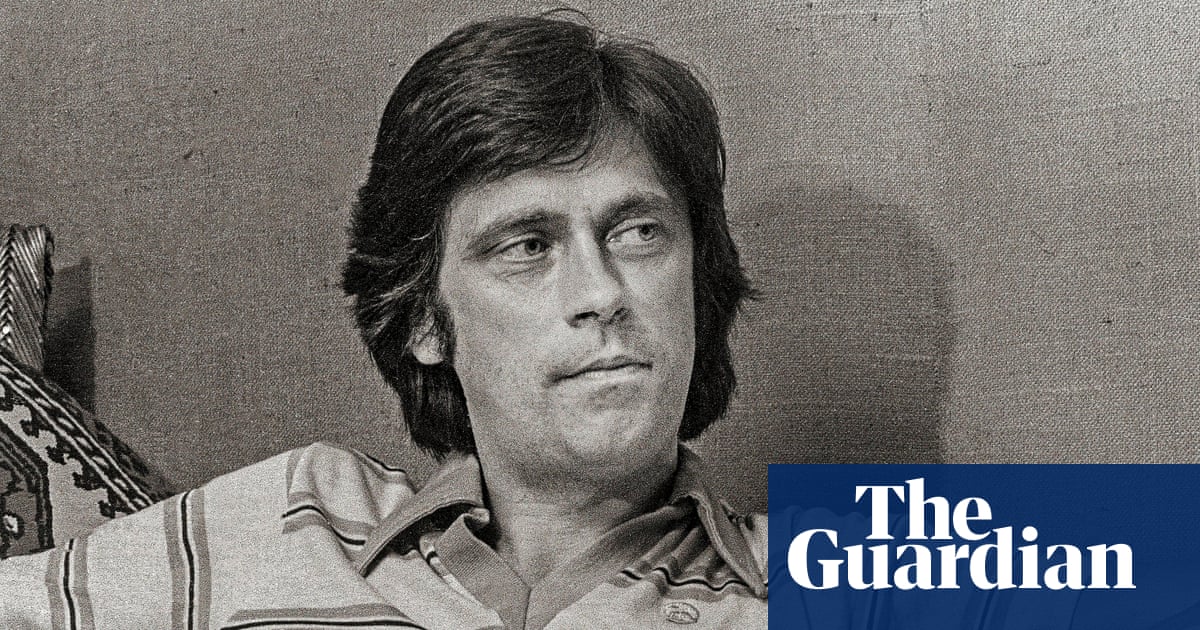 Mike Vernon obituary