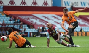 Wolves’ Leander Dendoncker slots home the opener.