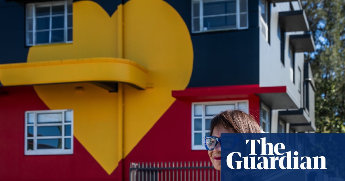 Τα βραβεία Naidoc τιμούν την «ατρόμητη, λαμπρή» υποστηρικτή του πολιτισμού των Πρώτων Εθνών Rhoda Roberts