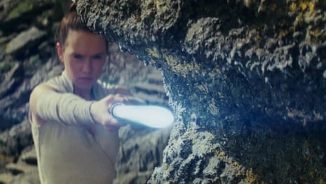 Review - Star Wars: The Last Jedi - A Generationally Unifying