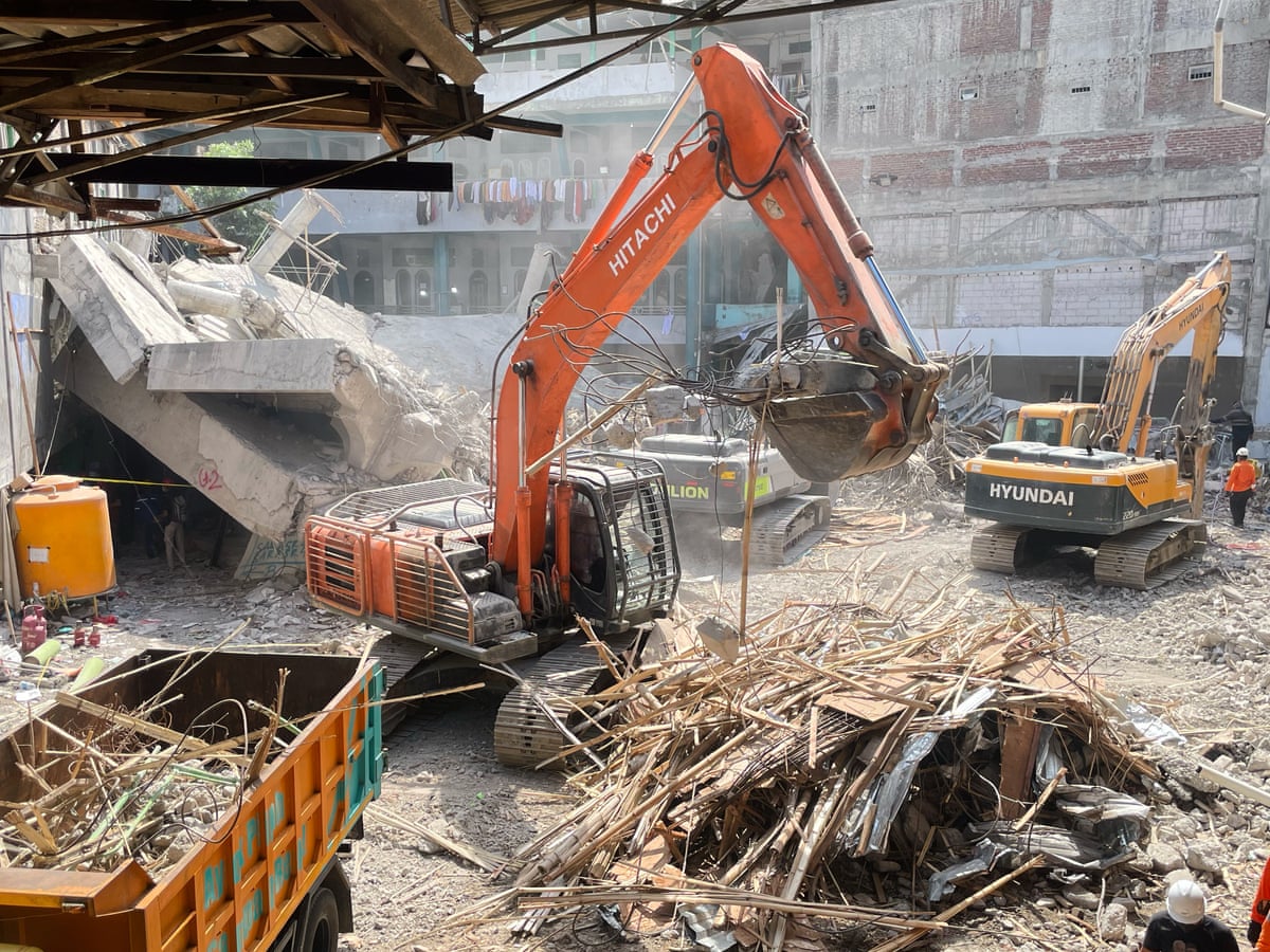 Indonesia school collapse death toll reaches 54 as search for missing students continues | Indonesia | The Guardian