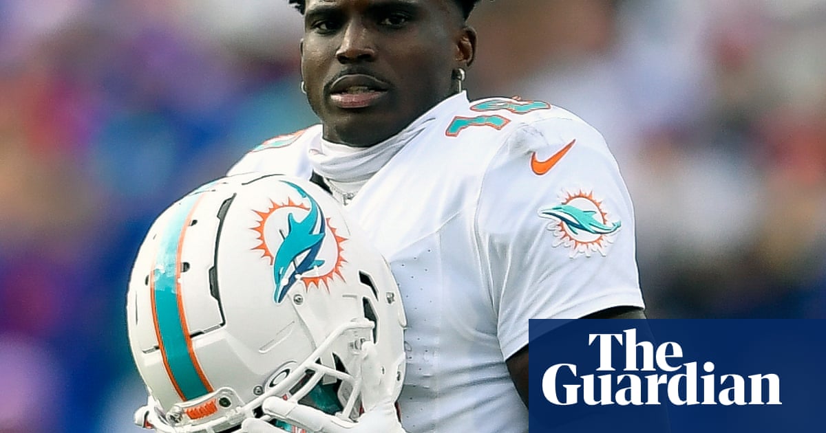 Colts apologize to Tyreek Hill for video mocking violent police stop