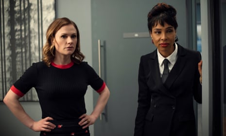Anna Paquin and Sophie Okonedo in Flack