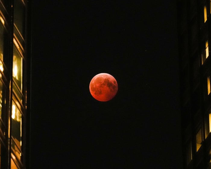 Rare total lunar eclipse ‘blood moon’ to be visible from UK