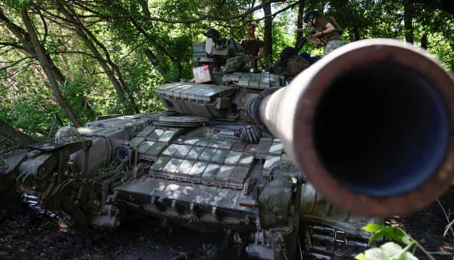Members of a Ukrainian tank unit in Donetsk in June.