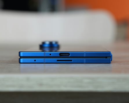 The USB-C port of the Samsung Galaxy Z Fold 7.
