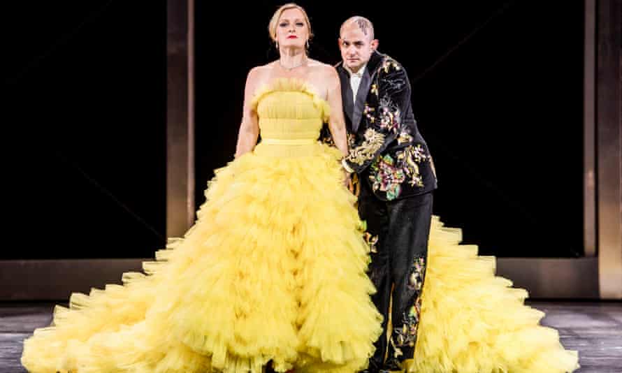 Lucy Crowe (Poppea) and Franco Fagioli (Nerone) in Agrippina