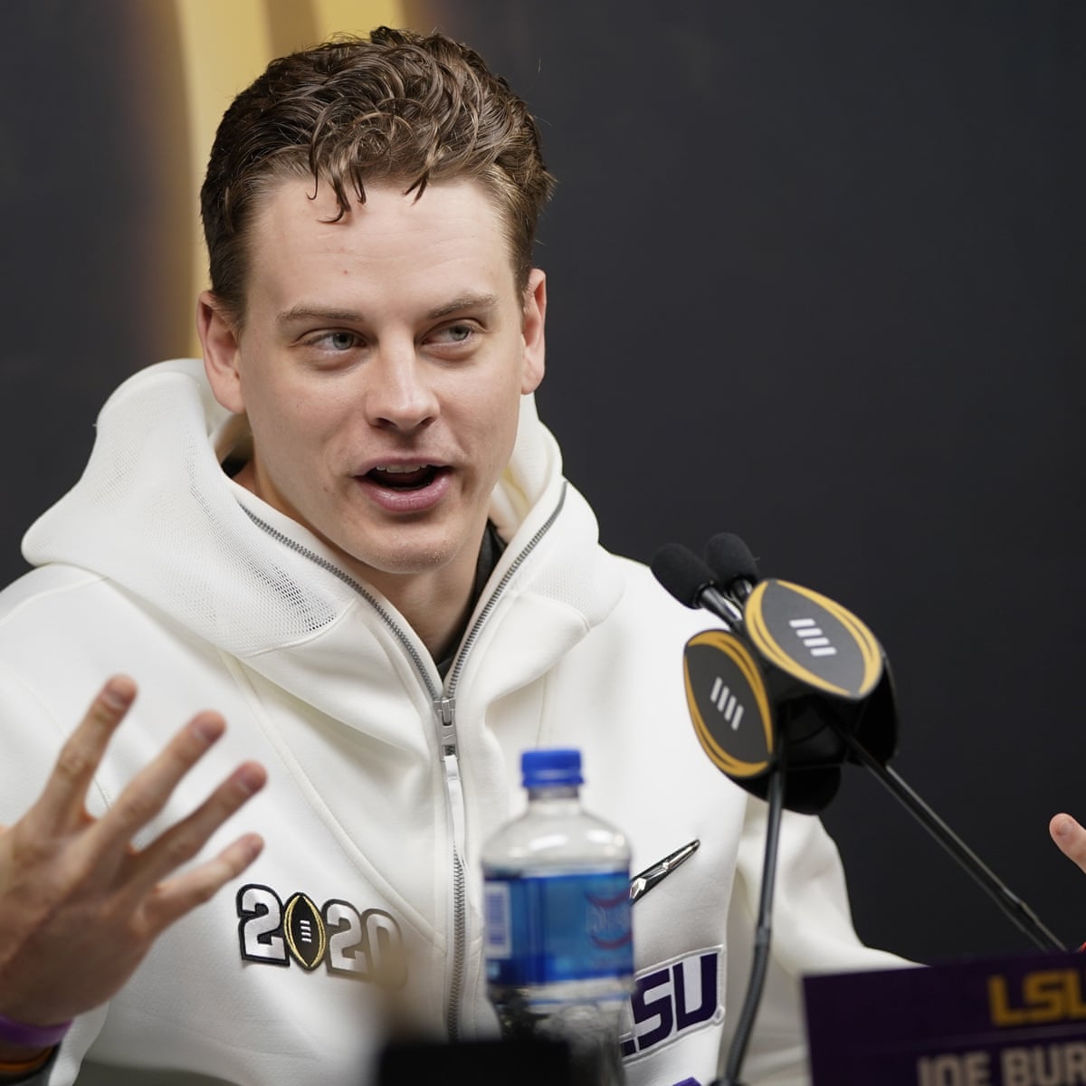 Size Matters Why Nfl Teams Are Obsessed With Quarterbacks
