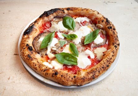 Aubergine parmesan pizza – perhaps the best in Soho? At Daroco, London.