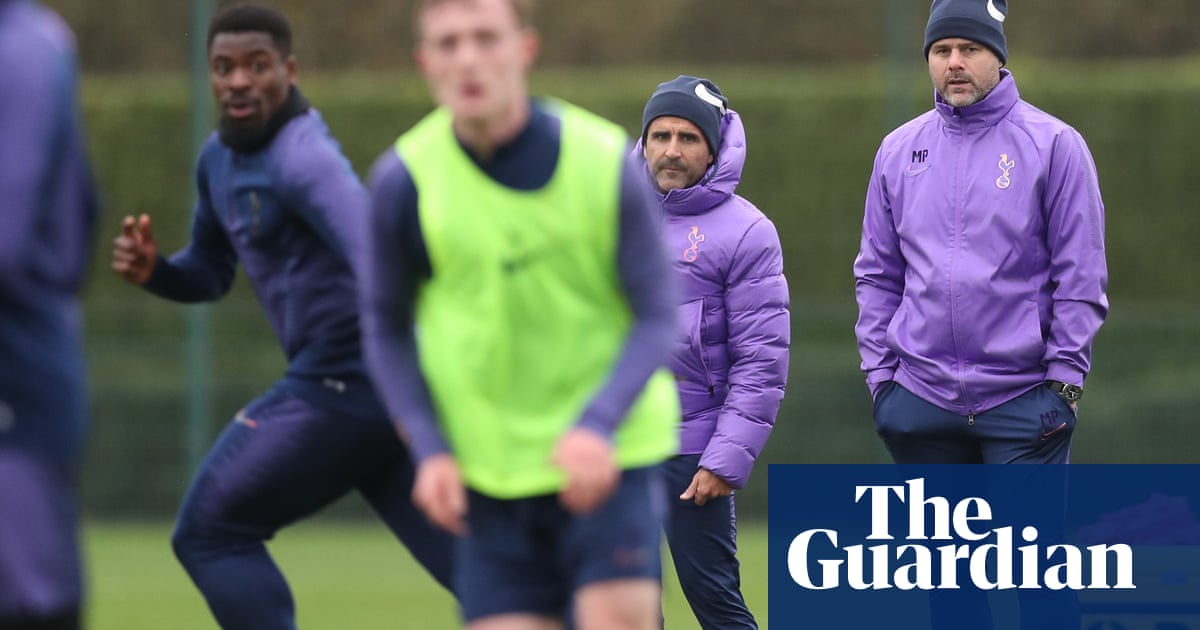 It is too early to say Spurs cannot catch top four, says Mauricio Pochettino