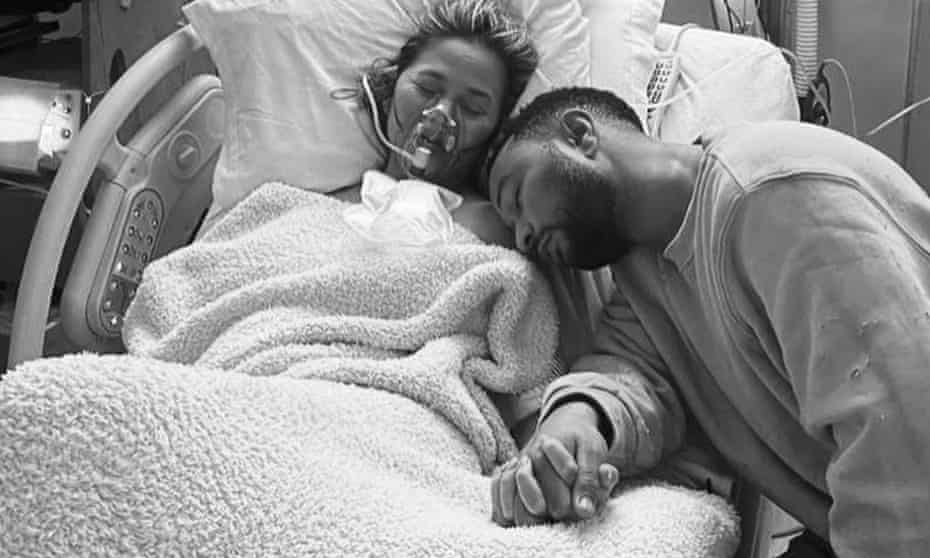 Chrissy Teigen Describes Losing Baby In Heartbreaking Detail Utter And Complete Sadness Chrissy Teigen The Guardian Chrissy Teigen Describes Losing Baby In Heartbreaking Detail Utter And Complete Sadness Chrissy Teigen The Guardian