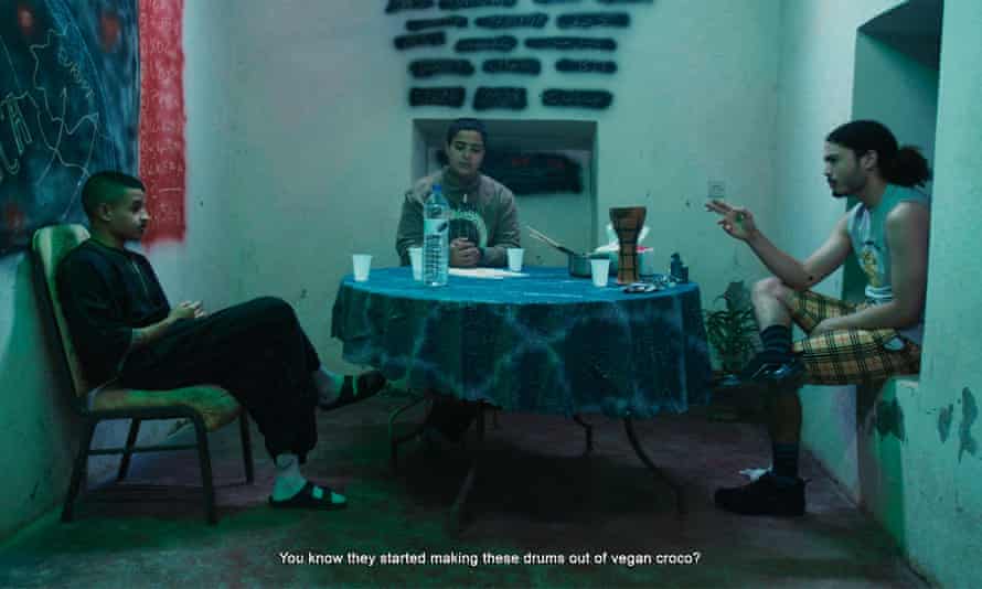 Detainees... everyday life in the camp.