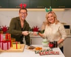 La Batch Lady svela il segreto: cena di Natale in 30 minuti, con Joe Swash e Kate Winslet