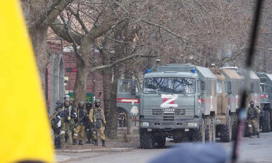 BREAKING: Russia says it has full control over Greek-named Kherson oblast in Ukraine 4 Kherson diary: 'The poultry all had to be slaughtered. Now the city smells of chicken soup' | Ukraine | The Guardian